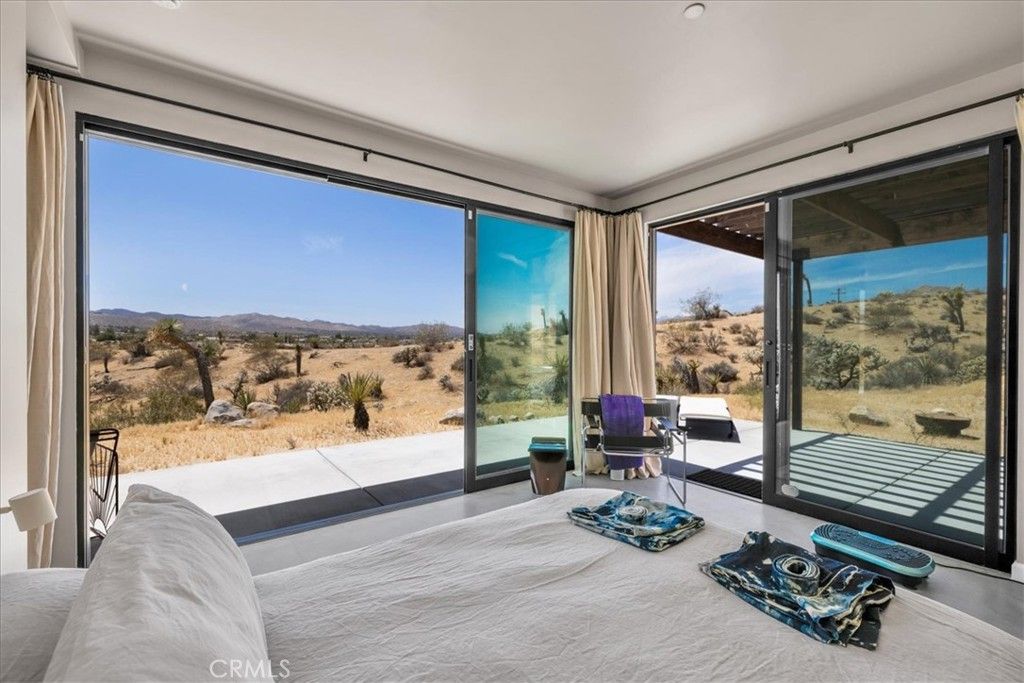 Image 24 of property listing at 6250 Avalon, Yucca Valley, CA 92284