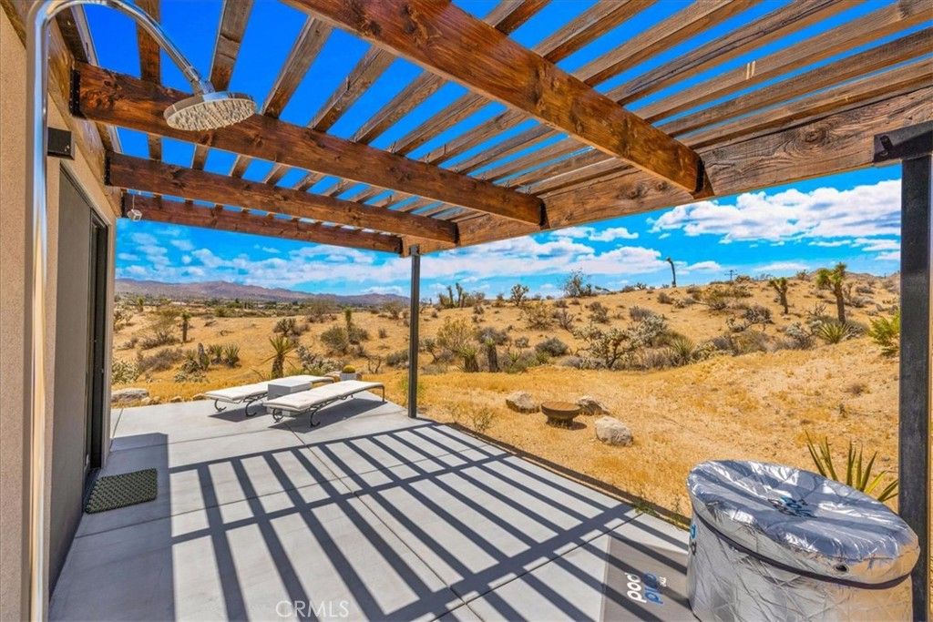 Image 27 of property listing at 6250 Avalon, Yucca Valley, CA 92284