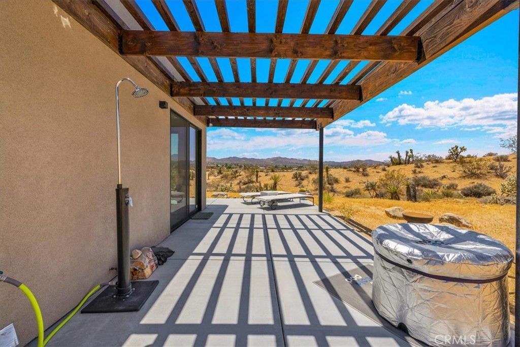 Image 28 of property listing at 6250 Avalon, Yucca Valley, CA 92284