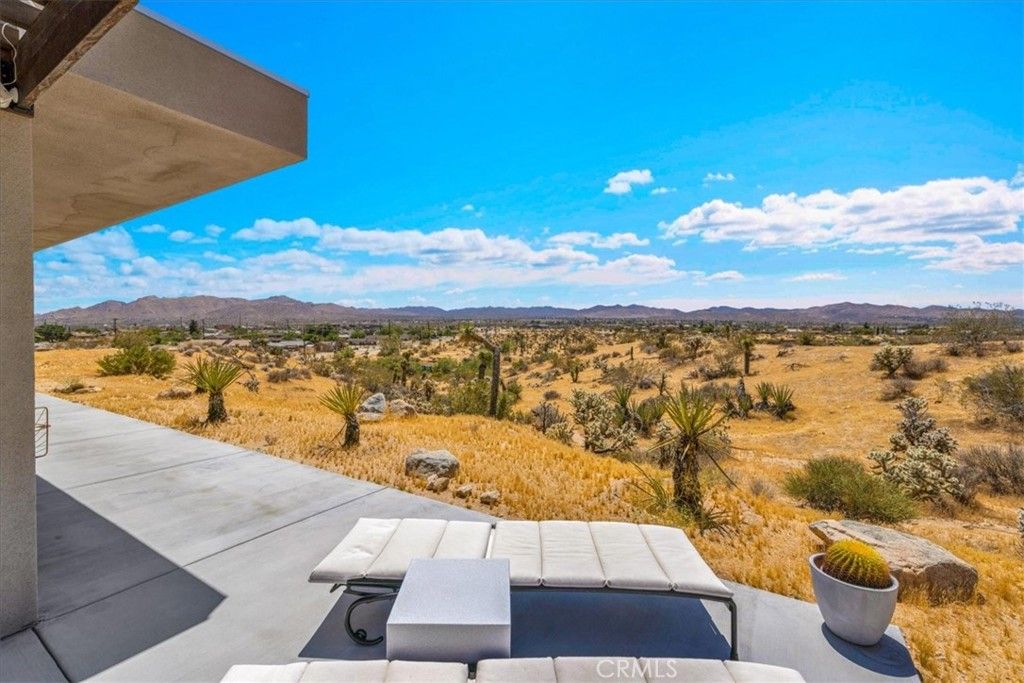 Image 29 of property listing at 6250 Avalon, Yucca Valley, CA 92284