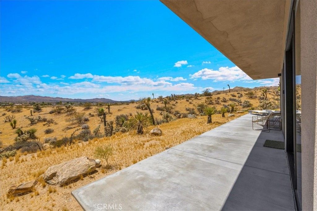 Image 31 of property listing at 6250 Avalon, Yucca Valley, CA 92284