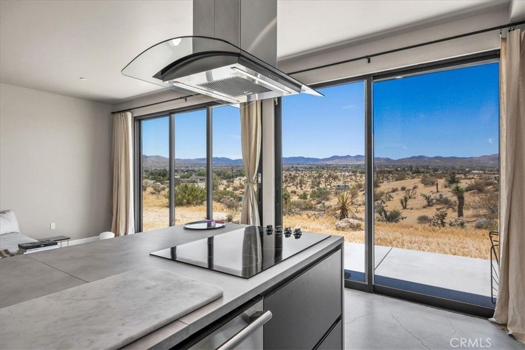 Image 7 of property listing at 6250 Avalon, Yucca Valley, CA 92284