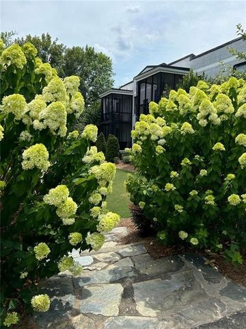 128 Peachtree Memorial Drive NW 4, Atlanta, GA 30309