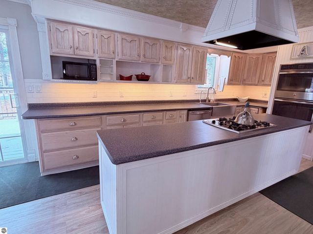 106 Pearl Street, Kingsley, MI 49649