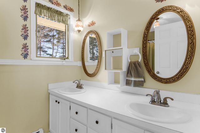 106 Pearl Street, Kingsley, MI 49649