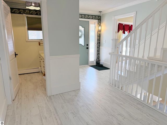 106 Pearl Street, Kingsley, MI 49649