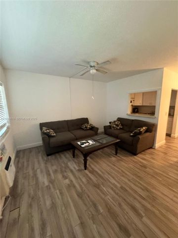 118 E Salisbury E 118, West Palm Beach, FL 33417