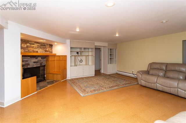 135 Broadmoor Hills Drive, Colorado Springs, CO 80906