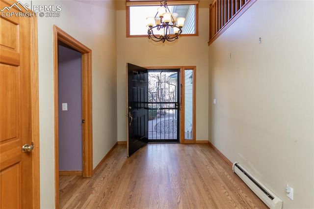 135 Broadmoor Hills Drive, Colorado Springs, CO 80906