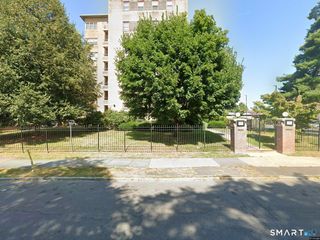230 Farmington Avenue APT C2, Hartford, CT 06105