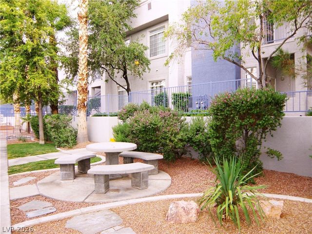 2201 RAMSGATE Drive 321, Henderson, NV 89074