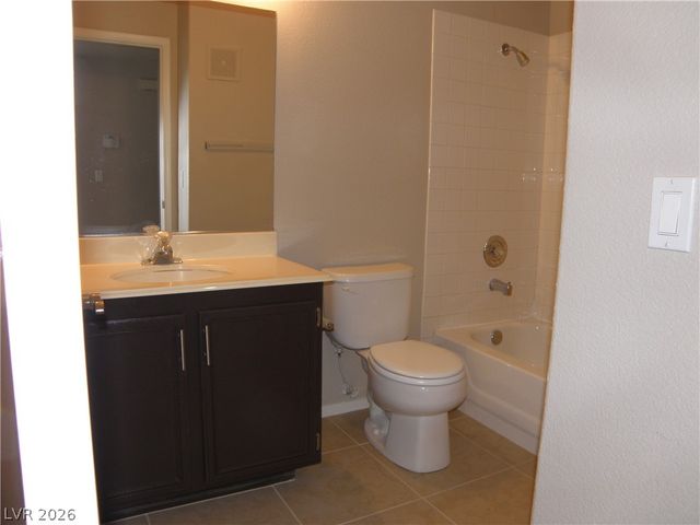 2201 RAMSGATE Drive 321, Henderson, NV 89074