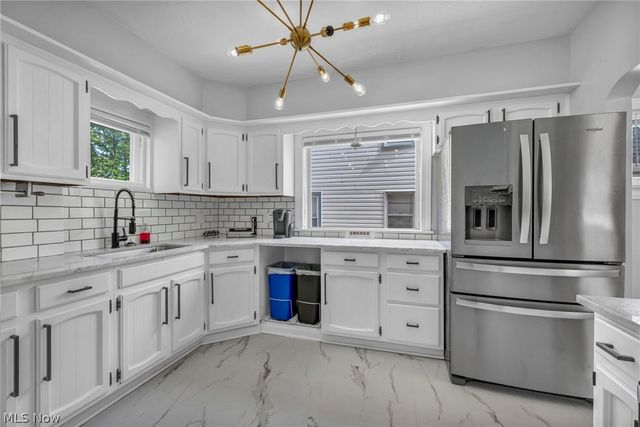 19413 Ridgewood Avenue, Warrensville Heights, OH 44122