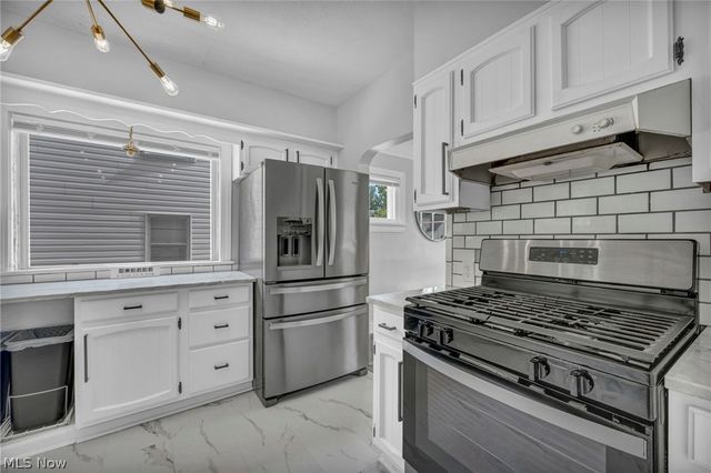 19413 Ridgewood Avenue, Warrensville Heights, OH 44122
