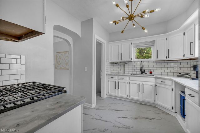 19413 Ridgewood Avenue, Warrensville Heights, OH 44122