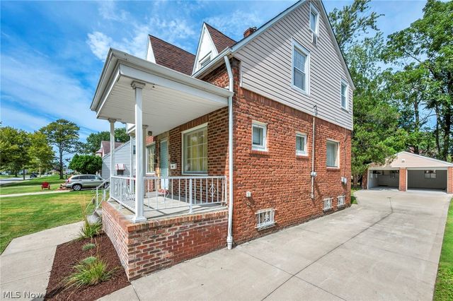 19413 Ridgewood Avenue, Warrensville Heights, OH 44122
