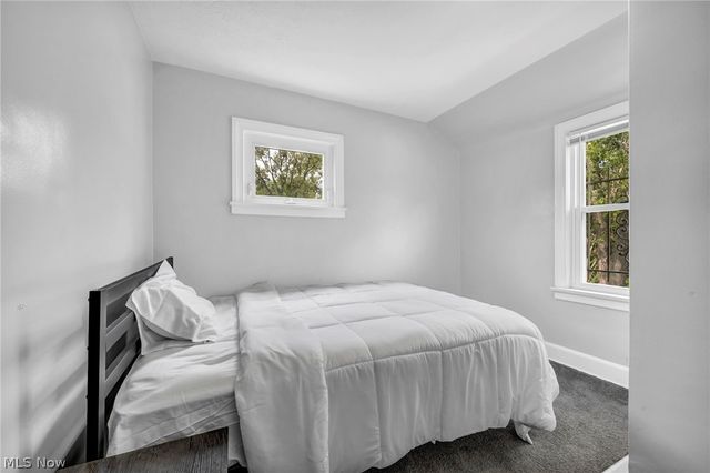 19413 Ridgewood Avenue, Warrensville Heights, OH 44122
