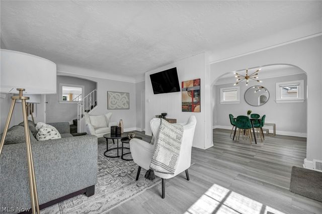 19413 Ridgewood Avenue, Warrensville Heights, OH 44122