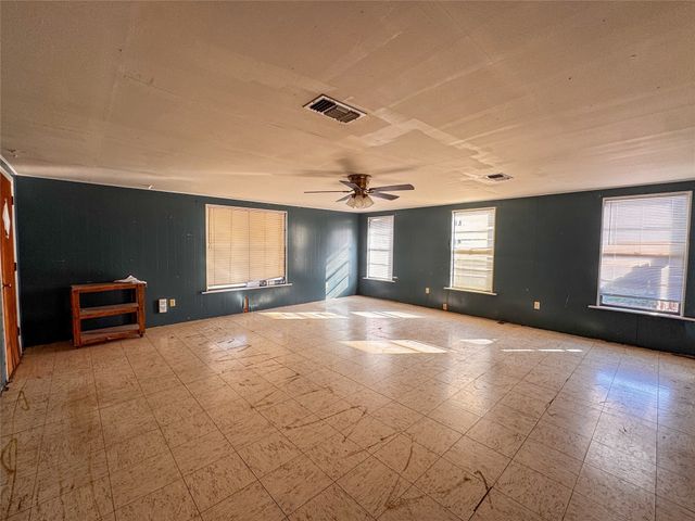 2430 Maple Street, Abilene, TX 79602