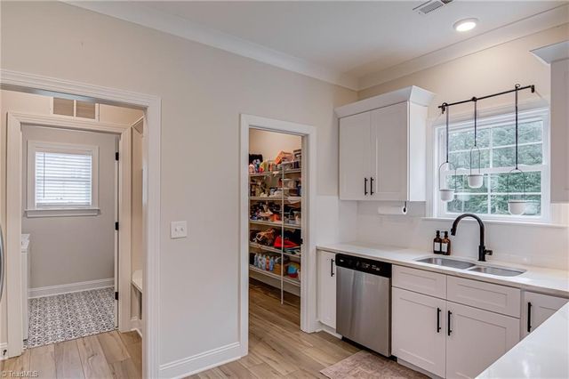 176 Weeping Willow Court, Lexington, NC 27295