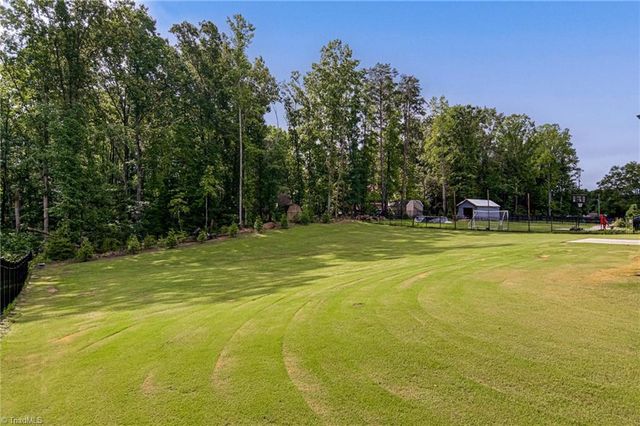 176 Weeping Willow Court, Lexington, NC 27295