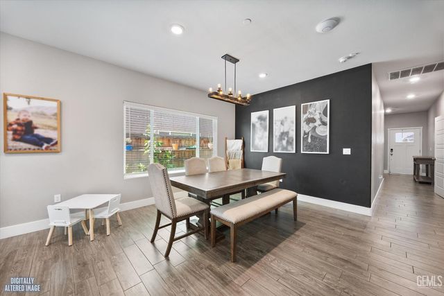 9615 Silver Falls Lane, Bakersfield, CA 93263