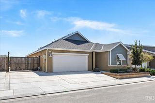 9615 Silver Falls Lane, Bakersfield, CA 93263