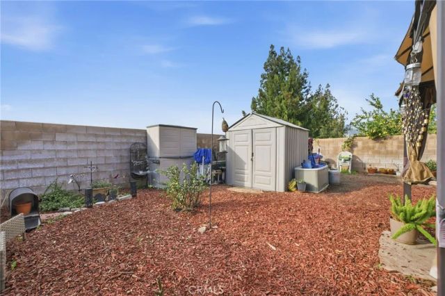 7274 Seeley Court, Highland, CA 92346