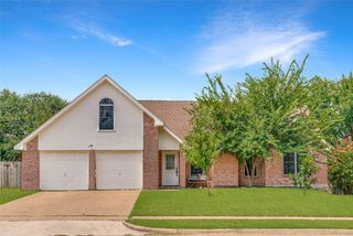 9 Atlantic Avenue, Midlothian, TX 76065