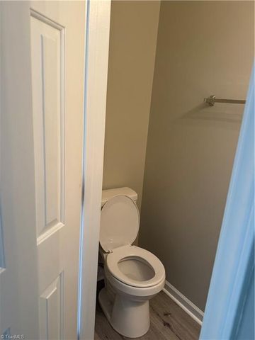 5070 BARTHOLOMEWS Lane, Greensboro, NC 27407