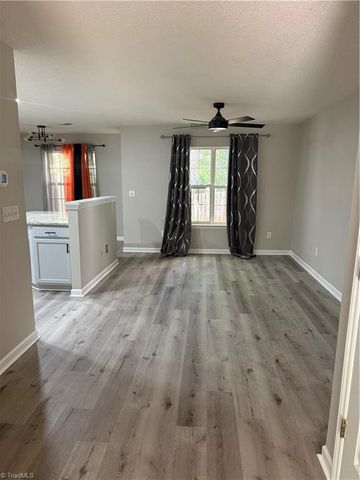 5070 BARTHOLOMEWS Lane, Greensboro, NC 27407