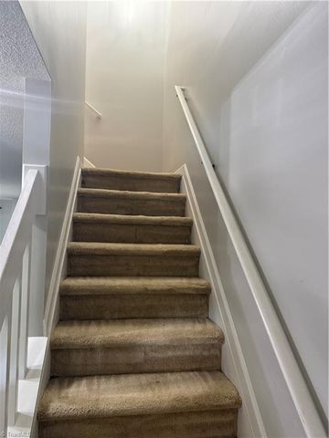 5070 BARTHOLOMEWS Lane, Greensboro, NC 27407