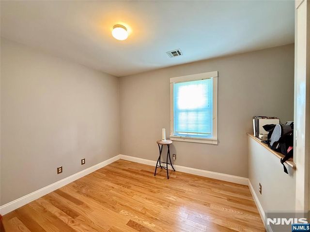 15 Hazel Street, Lincoln Park Borough, NJ 07035