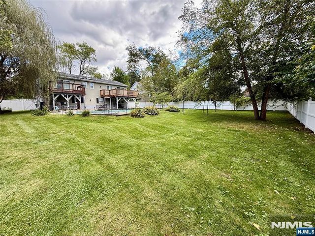 15 Hazel Street, Lincoln Park Borough, NJ 07035