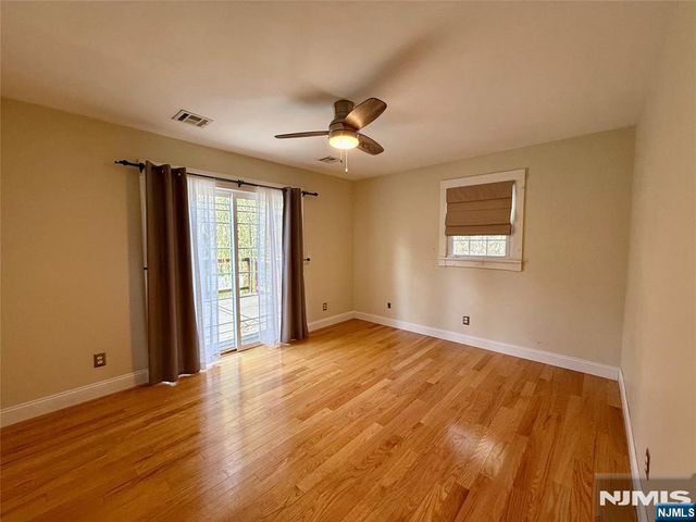 15 Hazel Street, Lincoln Park Borough, NJ 07035