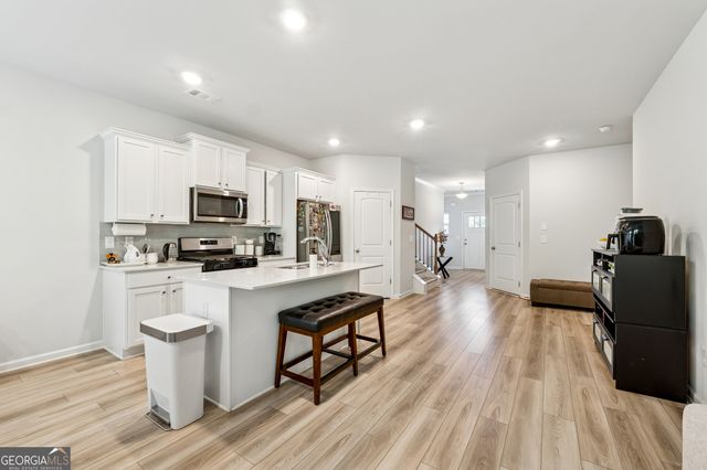 2757 Malton Way, Loganville, GA 30052