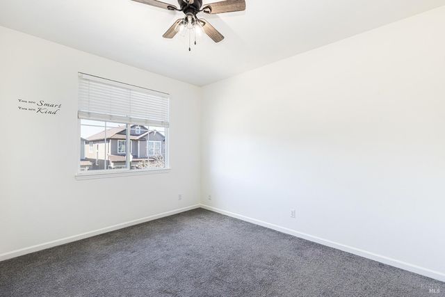 930 Langeburg St, Santa Rosa, CA 95407