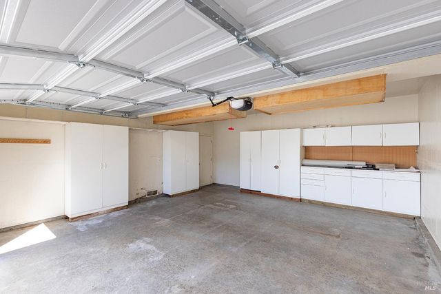 930 Langeburg St, Santa Rosa, CA 95407