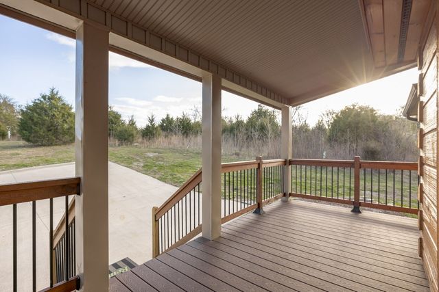 1565 Old Elkton Pike, Dellrose, TN 38453