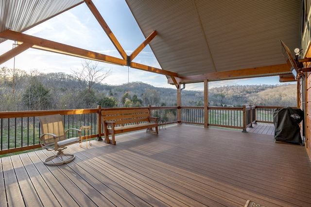 1565 Old Elkton Pike, Dellrose, TN 38453