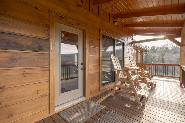 1565 Old Elkton Pike, Dellrose, TN 38453