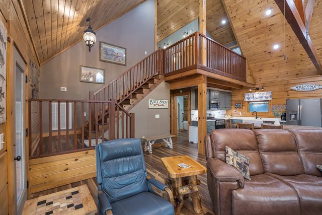 1565 Old Elkton Pike, Dellrose, TN 38453