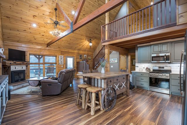 1565 Old Elkton Pike, Dellrose, TN 38453