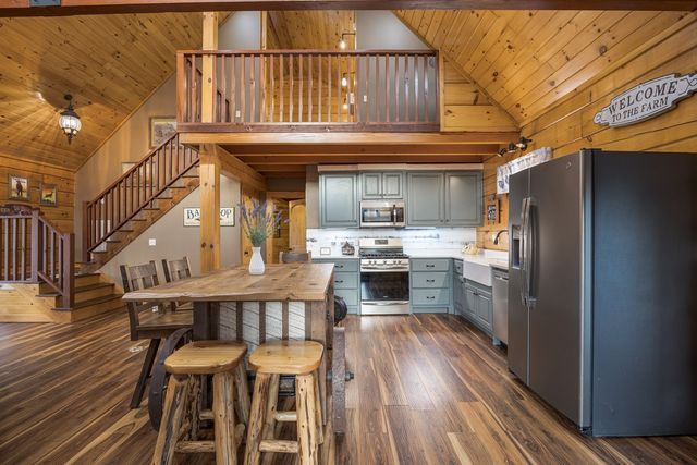 1565 Old Elkton Pike, Dellrose, TN 38453