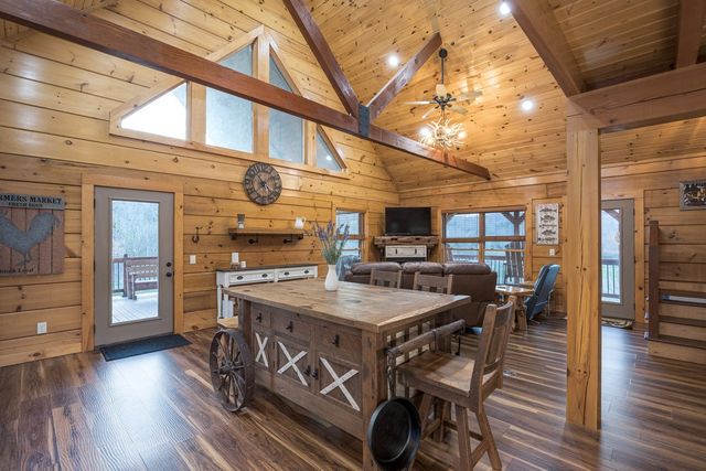 1565 Old Elkton Pike, Dellrose, TN 38453