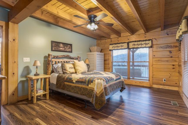 1565 Old Elkton Pike, Dellrose, TN 38453