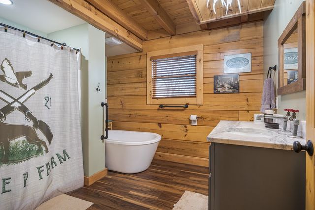 1565 Old Elkton Pike, Dellrose, TN 38453