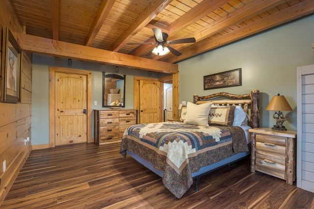 1565 Old Elkton Pike, Dellrose, TN 38453