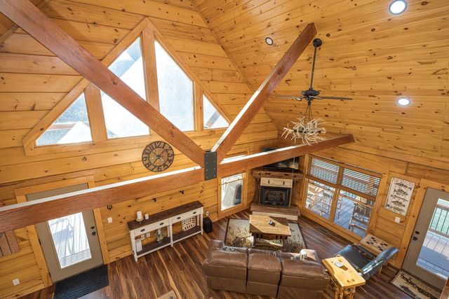 1565 Old Elkton Pike, Dellrose, TN 38453