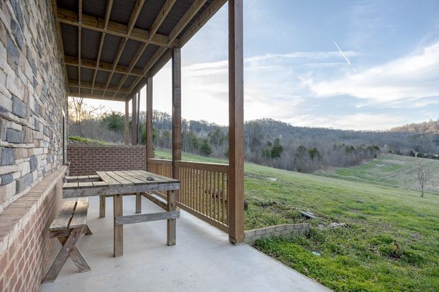 1565 Old Elkton Pike, Dellrose, TN 38453